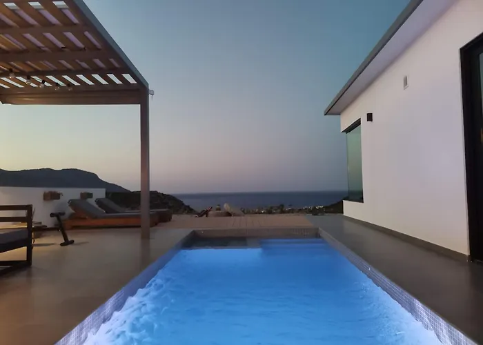 Pleiades Villa Cárpatos